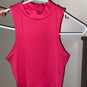 S/XS neon pink shirt